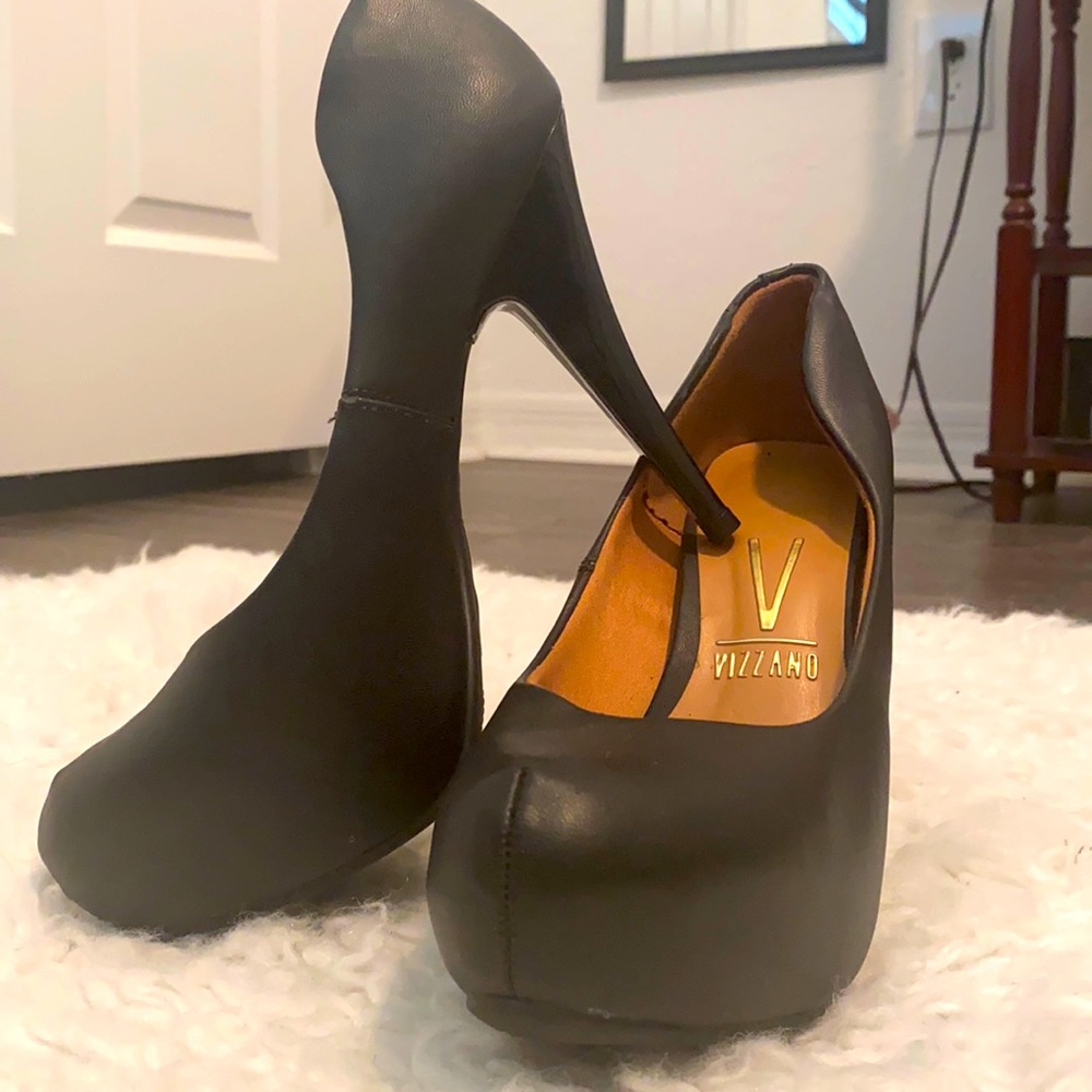 black heels - Brazilian brand 100% leather